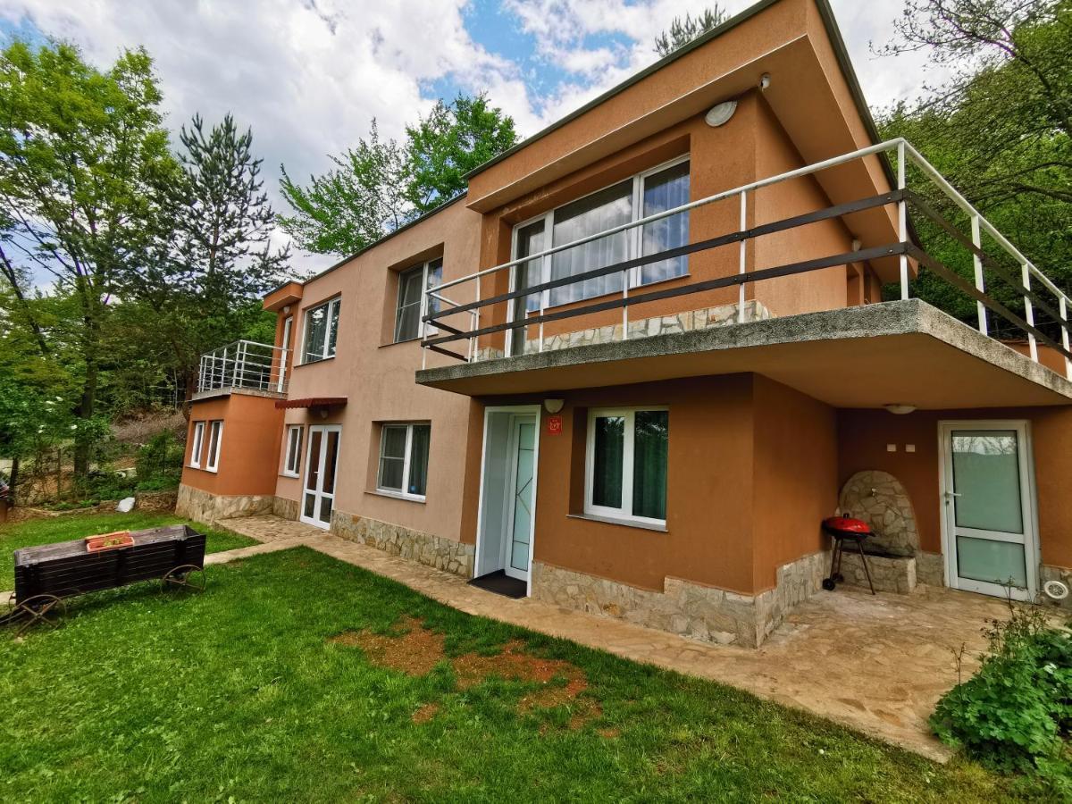 Villa Aqua Pravets Exterior photo